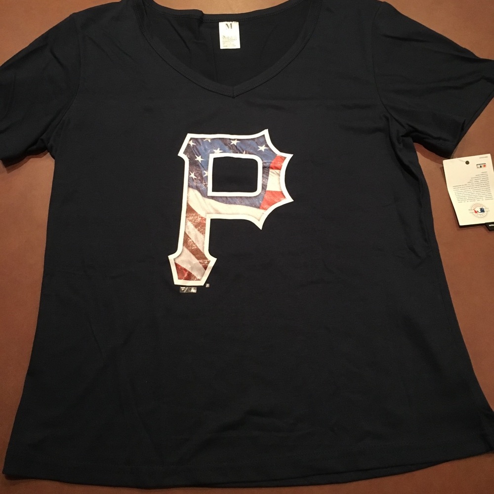 Pittsburgh Pirates American flag V-neck T-shirt